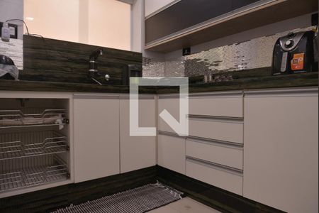 Casa à venda com 411m², 4 quartos e 6 vagasCozinha