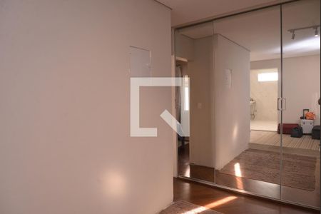 Casa à venda com 411m², 4 quartos e 6 vagasQuarto 04