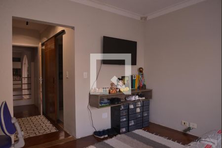 Casa à venda com 411m², 4 quartos e 6 vagasQuarto 02