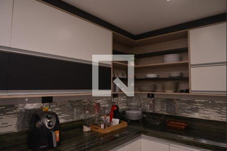 Casa à venda com 411m², 4 quartos e 6 vagasCozinha