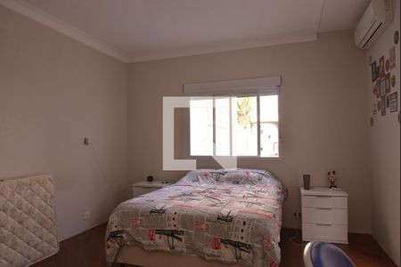 Casa à venda com 411m², 4 quartos e 6 vagasQuarto 02