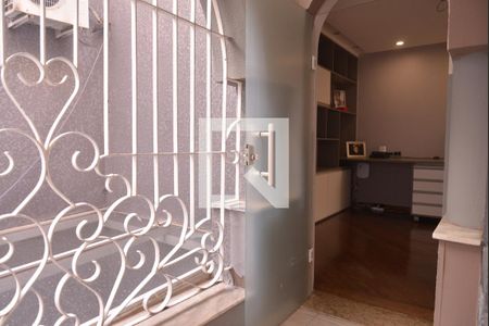 Casa à venda com 411m², 4 quartos e 6 vagasÁrea comum