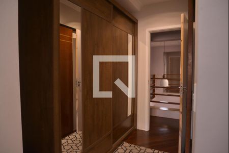 Casa à venda com 411m², 4 quartos e 6 vagasQuarto 02