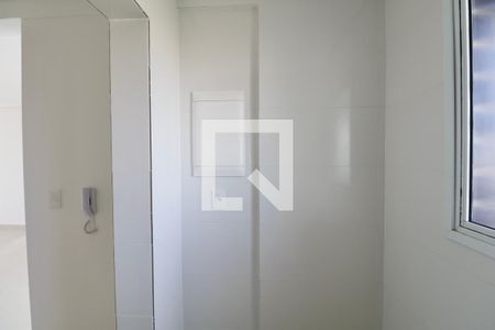 Apartamento para alugar com 80m², 2 quartos e 1 vagaÁrea de Serviço