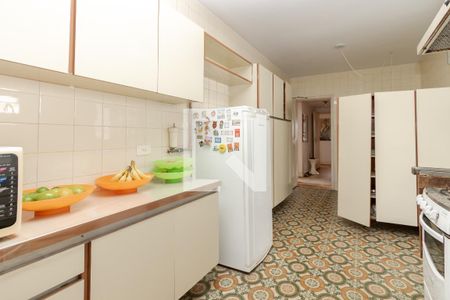 Apartamento à venda com 164m², 4 quartos e 2 vagas Apartamento à venda com 164m², 4 quartos e 2 vagasCozinha