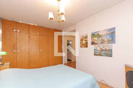 Apartamento à venda com 164m², 4 quartos e 2 vagas Apartamento à venda com 164m², 4 quartos e 2 vagasSuíte