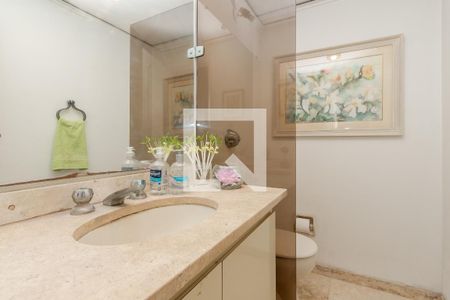 Apartamento à venda com 164m², 4 quartos e 2 vagas Apartamento à venda com 164m², 4 quartos e 2 vagasLavabo