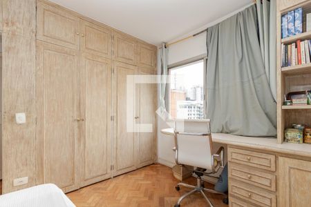 Apartamento à venda com 164m², 4 quartos e 2 vagas Apartamento à venda com 164m², 4 quartos e 2 vagasQuarto 2