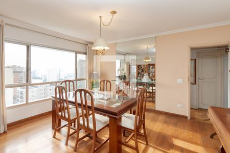 Apartamento à venda com 164m², 4 quartos e 2 vagas Apartamento à venda com 164m², 4 quartos e 2 vagasSala