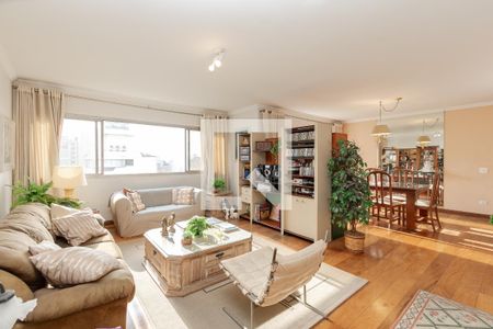 Apartamento à venda com 164m², 4 quartos e 2 vagas Apartamento à venda com 164m², 4 quartos e 2 vagasSala