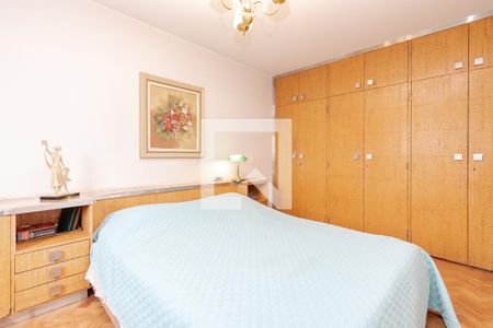 Apartamento à venda com 164m², 4 quartos e 2 vagas Apartamento à venda com 164m², 4 quartos e 2 vagasSuíte