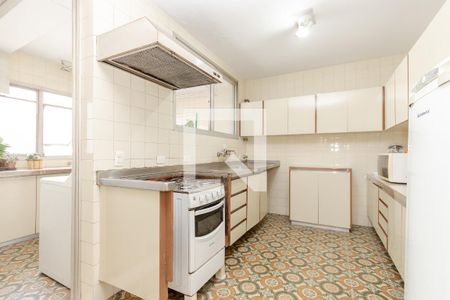 Apartamento à venda com 164m², 4 quartos e 2 vagas Apartamento à venda com 164m², 4 quartos e 2 vagasCozinha