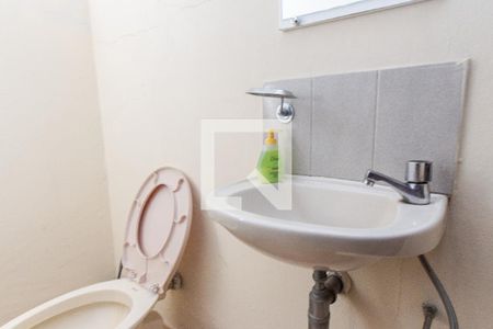 Casa à venda com 220m², 2 quartos e 6 vagasBanheiro da Garagem