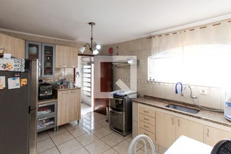 Casa à venda com 220m², 2 quartos e 6 vagasCozinha