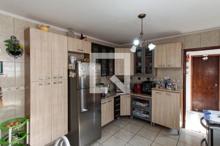 Casa à venda com 220m², 2 quartos e 6 vagasCozinha