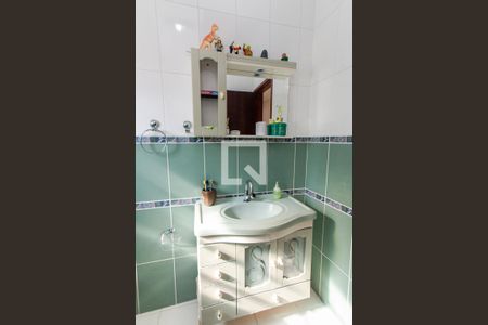 Casa à venda com 220m², 2 quartos e 6 vagasBanheiro