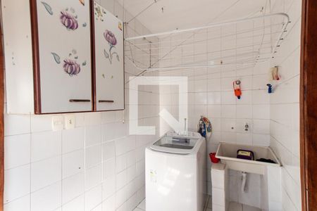 Casa à venda com 220m², 2 quartos e 6 vagasÁrea de Serviço