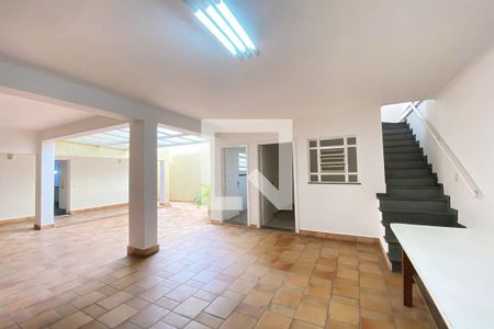 Casa à venda com 410m², 4 quartos e 5 vagasChurrasqueira