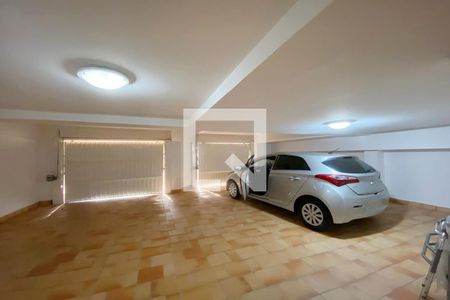 Casa à venda com 410m², 4 quartos e 5 vagasGaragem