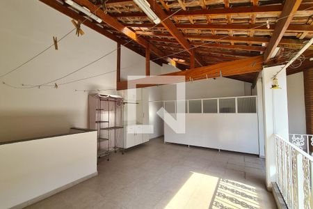 Casa à venda com 410m², 4 quartos e 5 vagasÁrea de Serviço