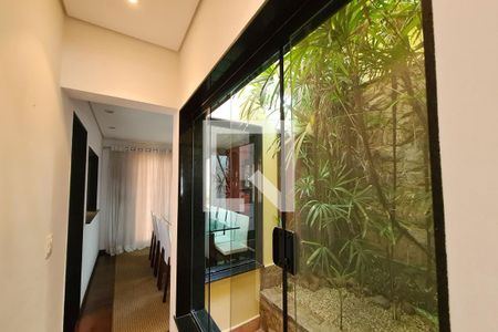 Casa à venda com 410m², 4 quartos e 5 vagasJardim de inverno