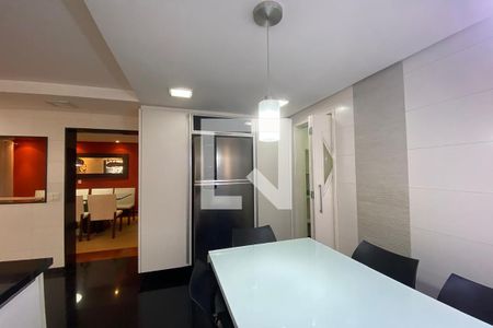 Casa à venda com 410m², 4 quartos e 5 vagasCozinha