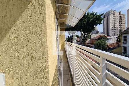 Casa à venda com 410m², 4 quartos e 5 vagasvaranda da suíte 1