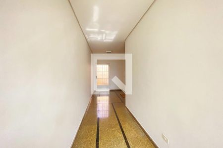 Casa à venda com 410m², 4 quartos e 5 vagasEntrada