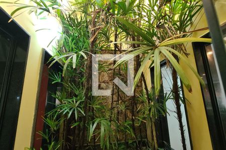 Casa à venda com 410m², 4 quartos e 5 vagasJardim de inverno