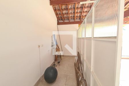 Casa à venda com 410m², 4 quartos e 5 vagasÁrea de Serviço
