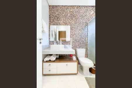 Casa à venda com 208m², 3 quartos e 4 vagasBanheiro - Suíte 3