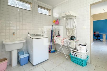 Casa à venda com 208m², 3 quartos e 4 vagasÁrea de Serviço