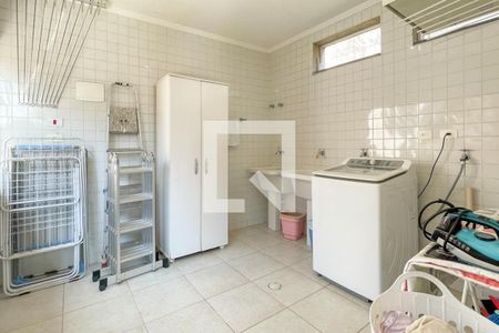 Casa à venda com 208m², 3 quartos e 4 vagasÁrea de Serviço