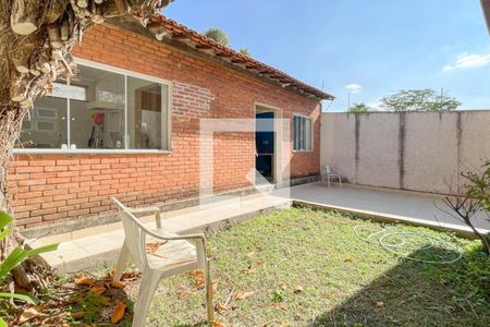 Casa à venda com 208m², 3 quartos e 4 vagasSacada