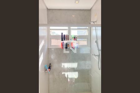 Casa à venda com 208m², 3 quartos e 4 vagasBanheiro - Suíte 2