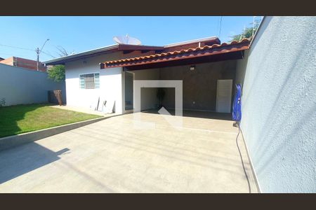 Casa para alugar com 150m², 3 quartos e 4 vagas Casa para alugar com 150m², 3 quartos e 4 vagasÁrea Externa