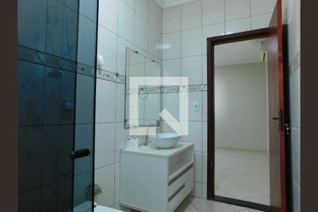 Casa para alugar com 150m², 3 quartos e 4 vagasBanheiro