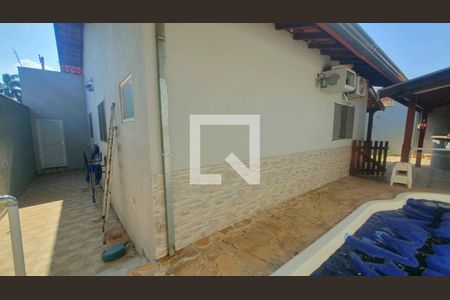 Casa para alugar com 150m², 3 quartos e 4 vagas Casa para alugar com 150m², 3 quartos e 4 vagasPiscina