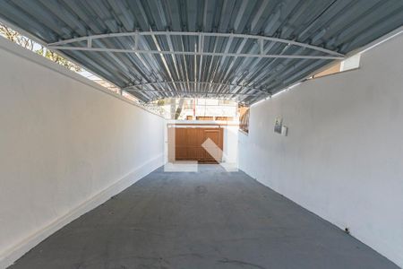 Casa à venda com 408m², 3 quartos e 2 vagas Casa à venda com 408m², 3 quartos e 2 vagasGaragem