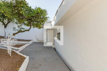 Quintal de casa à venda com 3 quartos, 360m² em Padre Eustáquio, Belo Horizonte