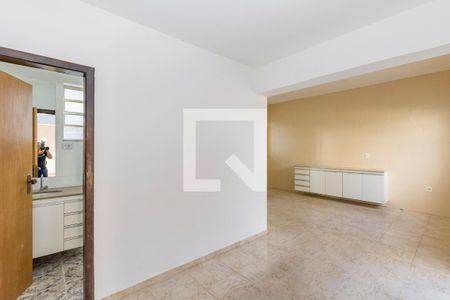 Casa à venda com 408m², 3 quartos e 2 vagas Casa à venda com 408m², 3 quartos e 2 vagasCopa