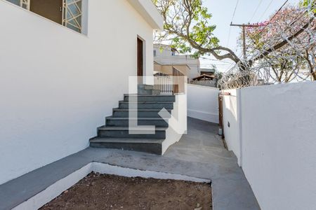 Casa à venda com 408m², 3 quartos e 2 vagas Casa à venda com 408m², 3 quartos e 2 vagasQuintal