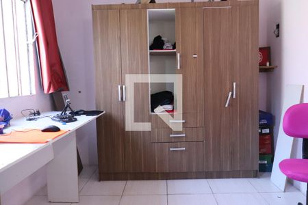Quarto 01 de casa à venda com 3 quartos, 112m² em Feitoria, São Leopoldo
