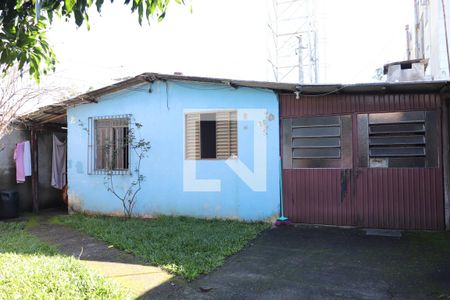 Casa à venda com 112m², 3 quartos e 2 vagasFachada