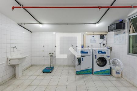 Apartamento à venda com 76m², 1 quarto e 2 vagasLavanderia