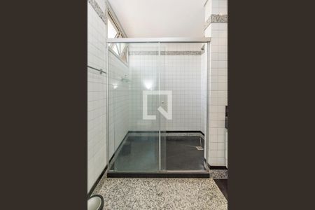 Apartamento à venda com 76m², 1 quarto e 2 vagasBanheiro da Suíte