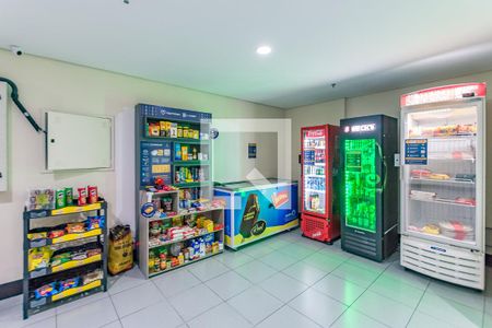 Apartamento à venda com 76m², 1 quarto e 2 vagasmercado