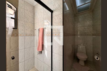 Casa à venda com 377m², 3 quartos e 6 vagas Casa à venda com 377m², 3 quartos e 6 vagasBanheiro 1