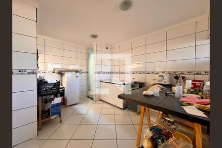 Casa à venda com 377m², 3 quartos e 6 vagas Casa à venda com 377m², 3 quartos e 6 vagasCozinha