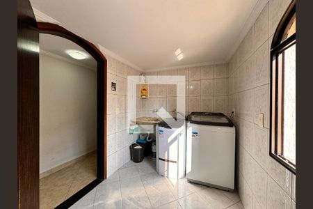 Casa à venda com 377m², 3 quartos e 6 vagas Casa à venda com 377m², 3 quartos e 6 vagasLavanderia